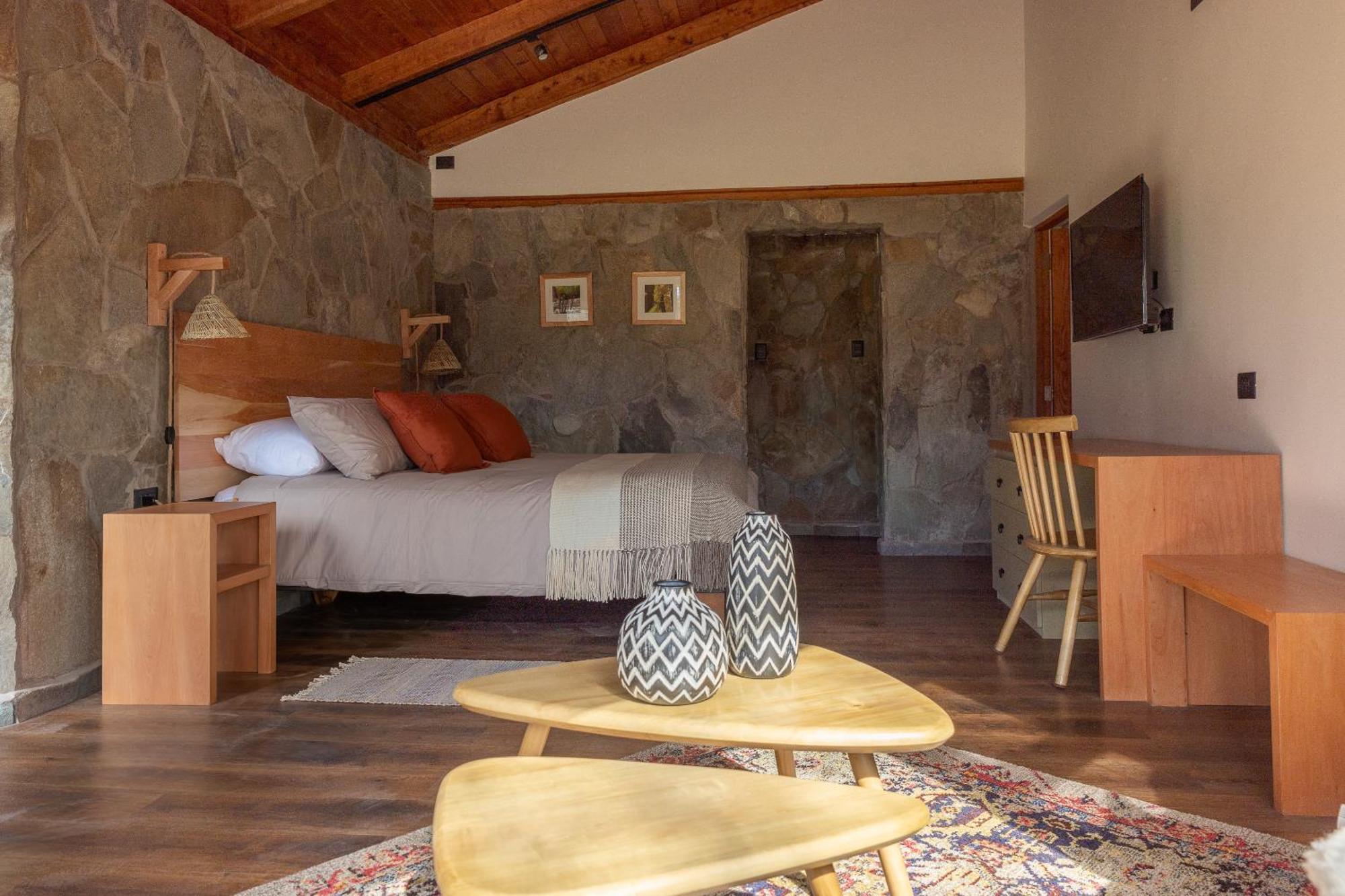 Pura Hotel Coyhaique Buitenkant foto