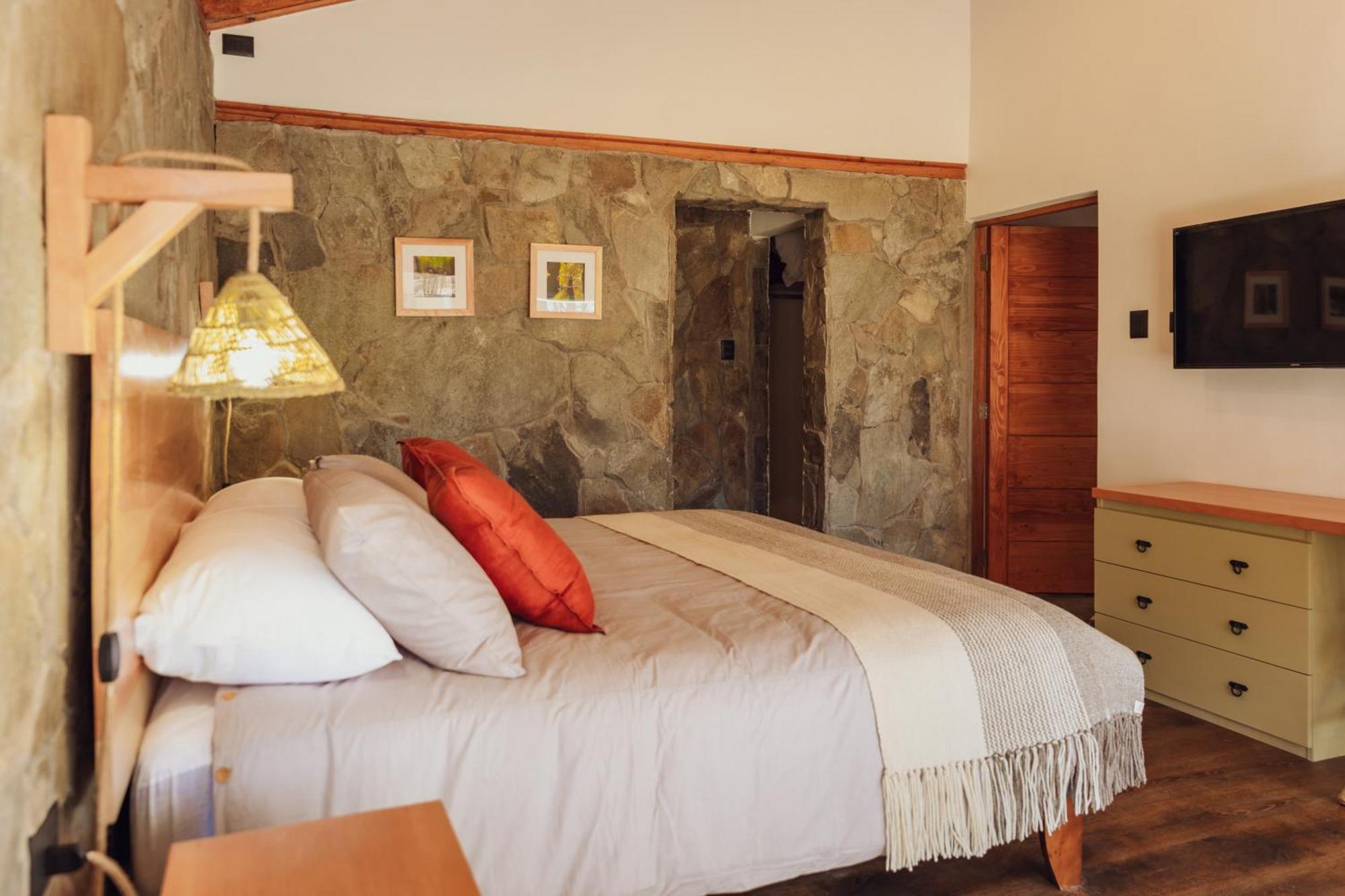 Pura Hotel Coyhaique Buitenkant foto