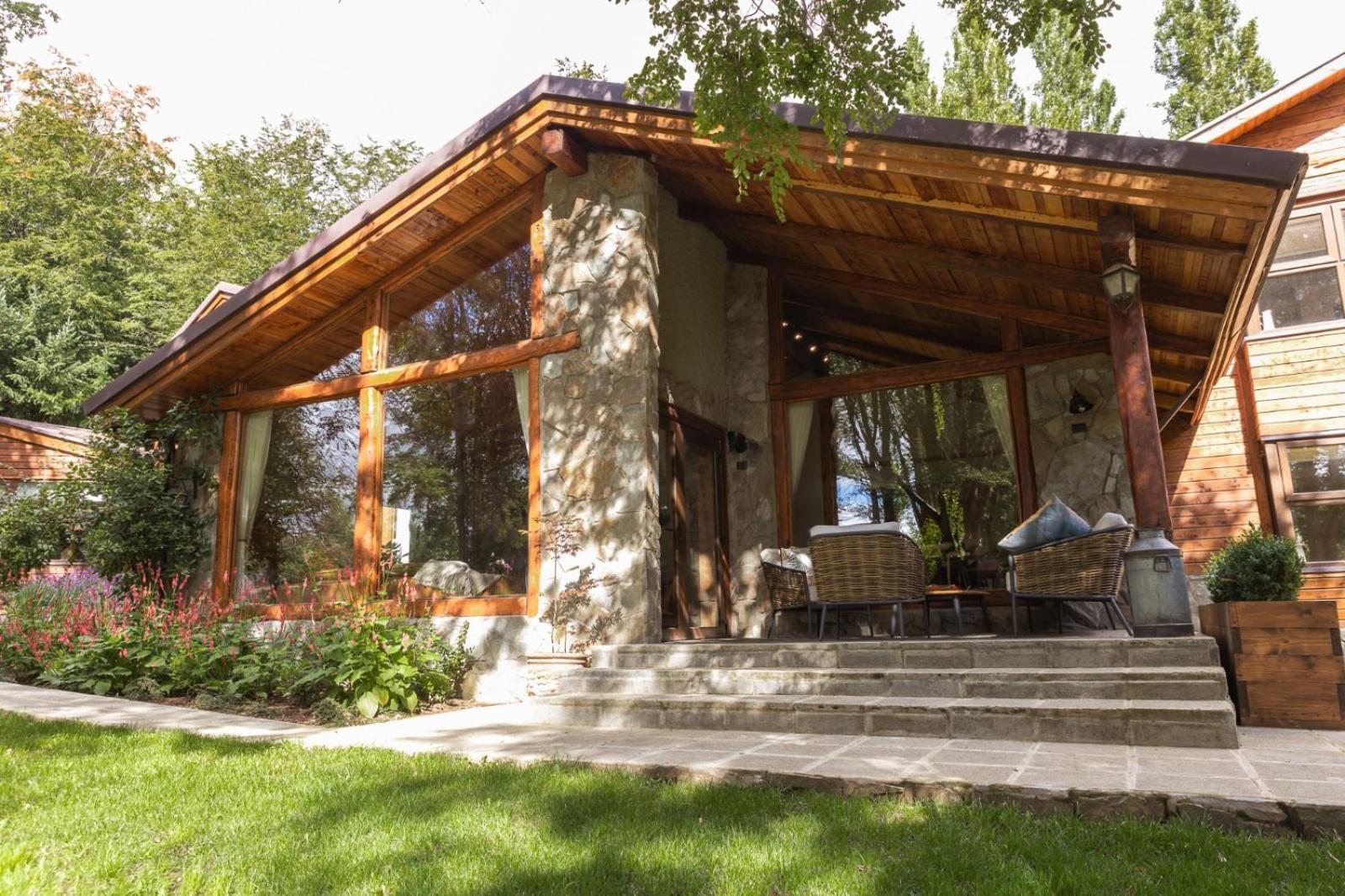 Pura Hotel Coyhaique Buitenkant foto